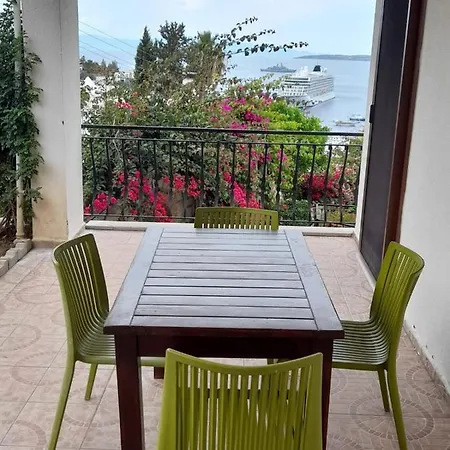 Kale Manzarali Yazlik Ev Apartmán Bodrum